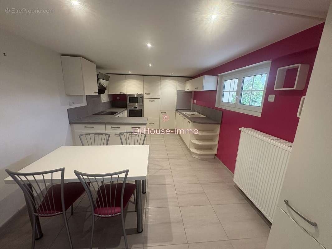 Maison 253 m² à Mignaloux-Beauvoir  - photo 9