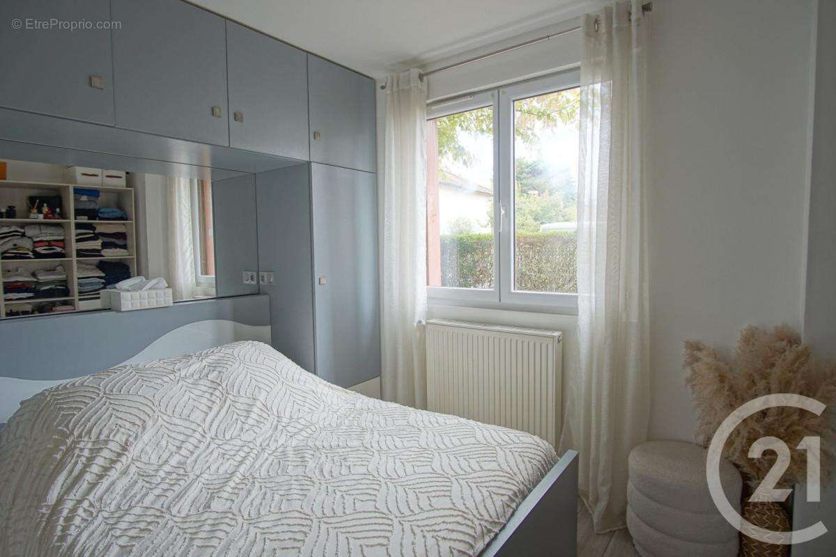 Appartement à THIAIS