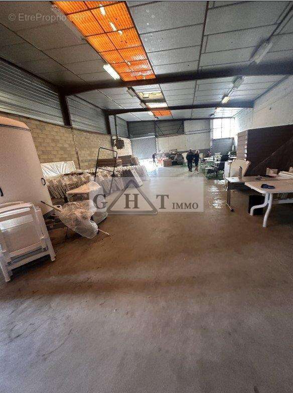 Commerce à BRIE-COMTE-ROBERT