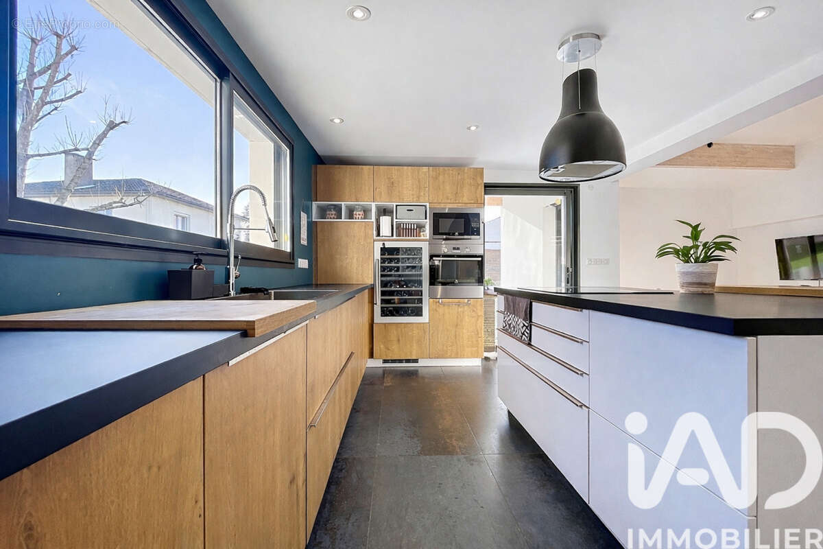 Maison 162 m² à Golfech  - photo 3