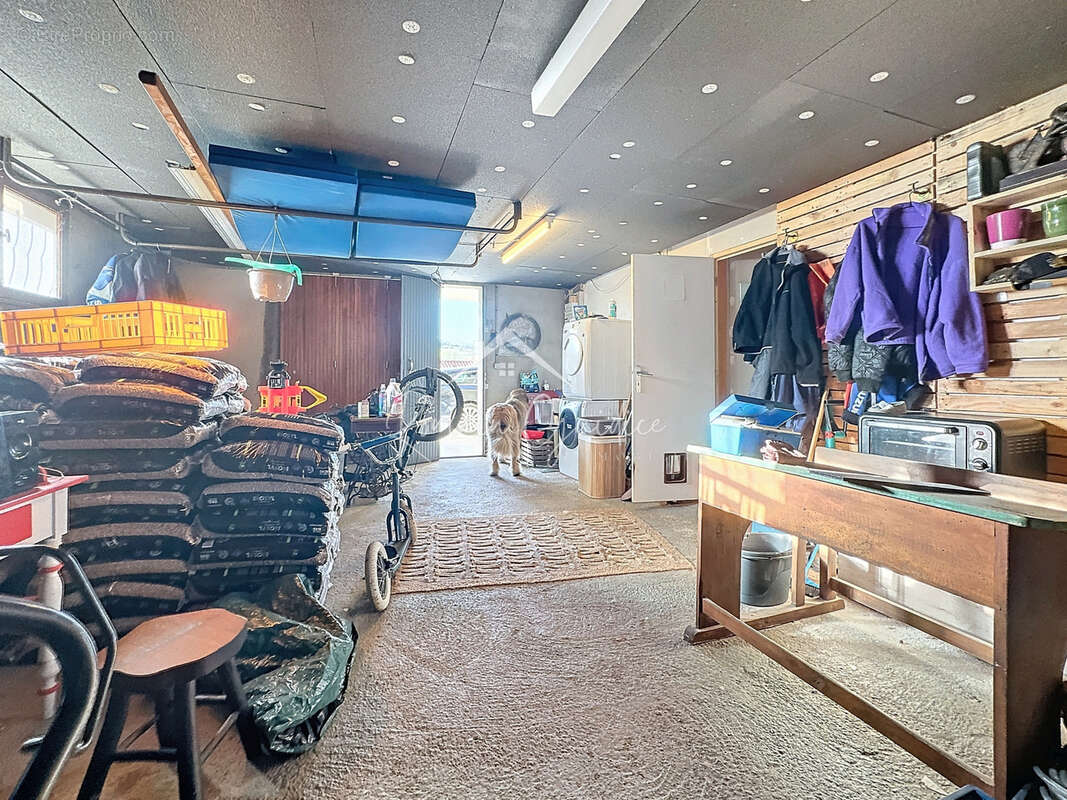 Maison à SAINT-GEORGES-DE-LUZENCON