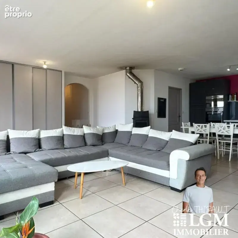Montfrin – Villa de plain-pied avec piscine et vue dominante sans vis-à-vis - photo 6