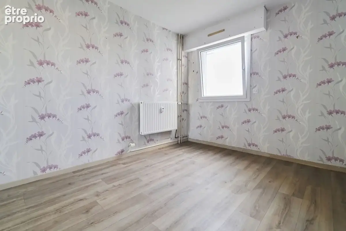 Appartement 4 pièces 79 m² à vendre à Reims (51100) - photo 7