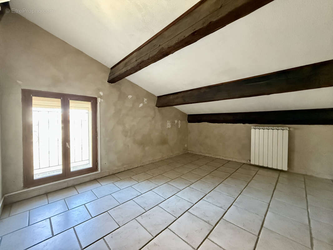 Maison à SAINT-THIBERY