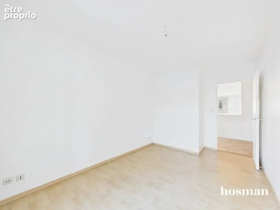 Bel et spacieux appartement familial T4/T5 de 119m2, traversant, avec balcon sur jardin et stationnement – Montchat, Lyon 3e - photo 17