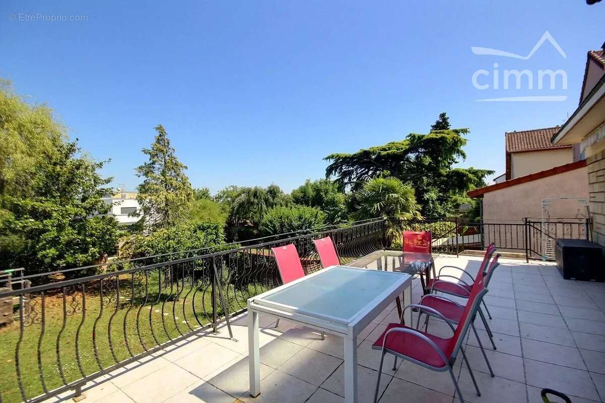 Maison à ROSNY-SOUS-BOIS