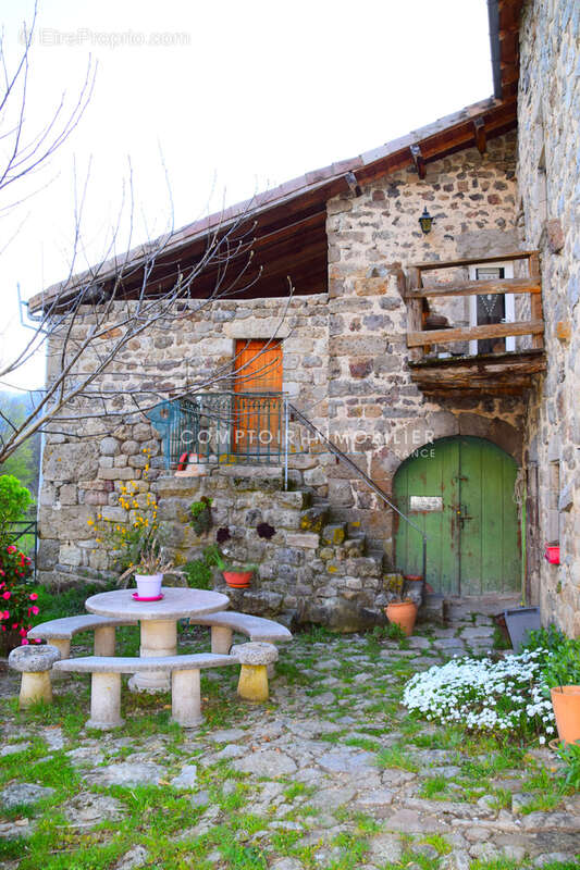 Maison à LE ROUX