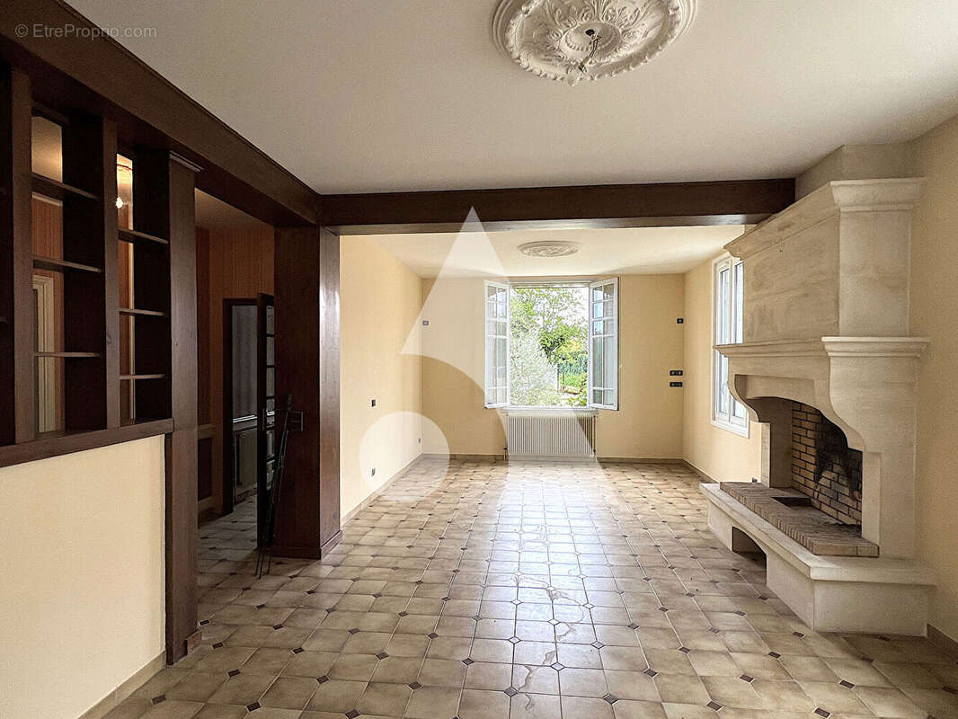 Maison à MONTPON-MENESTEROL