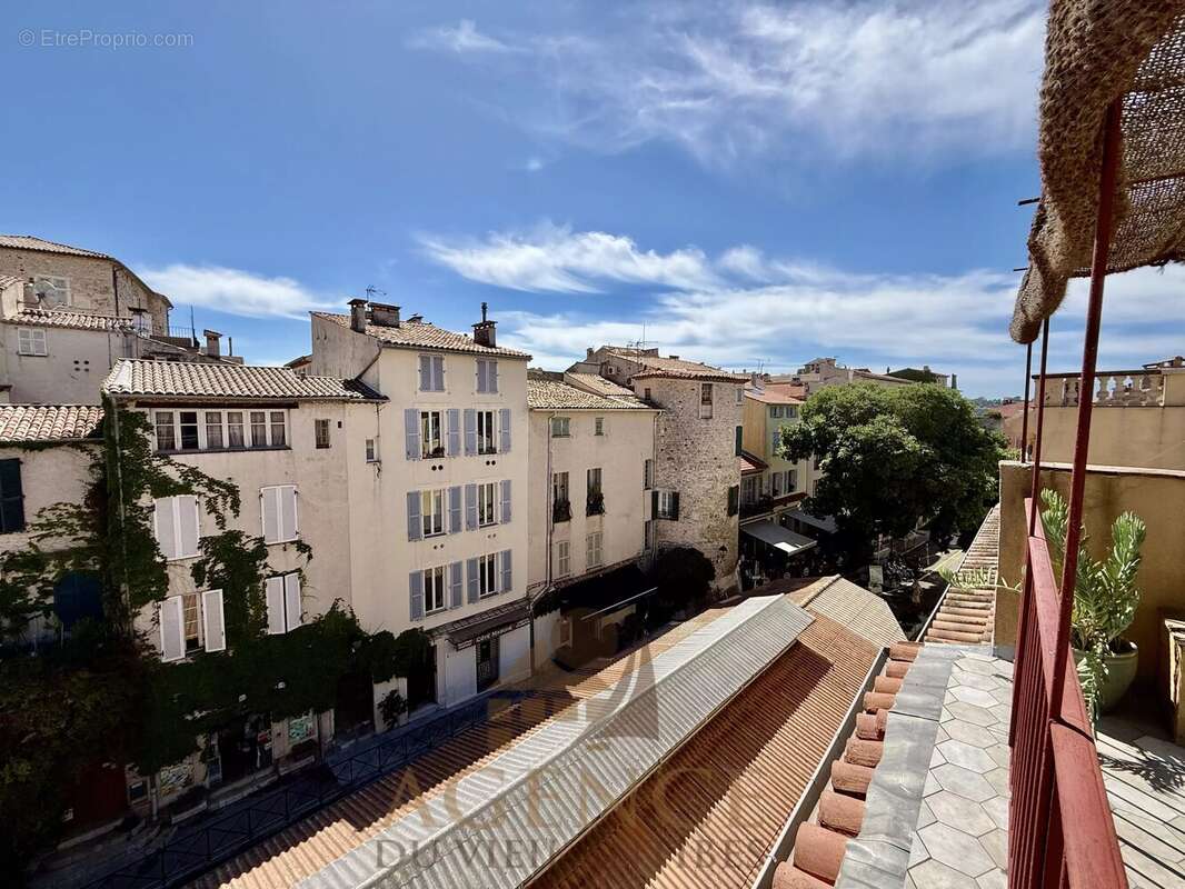 Vieil Antibes 3P 45m2 + 13m2 de terrasse vue dégagée - photo 2
