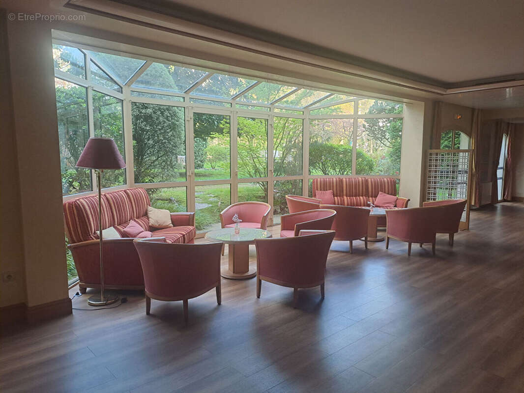 Appartement à MONTROUGE