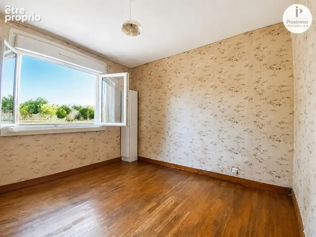 Maison en pierres avec potentiel d'évolution - photo 14