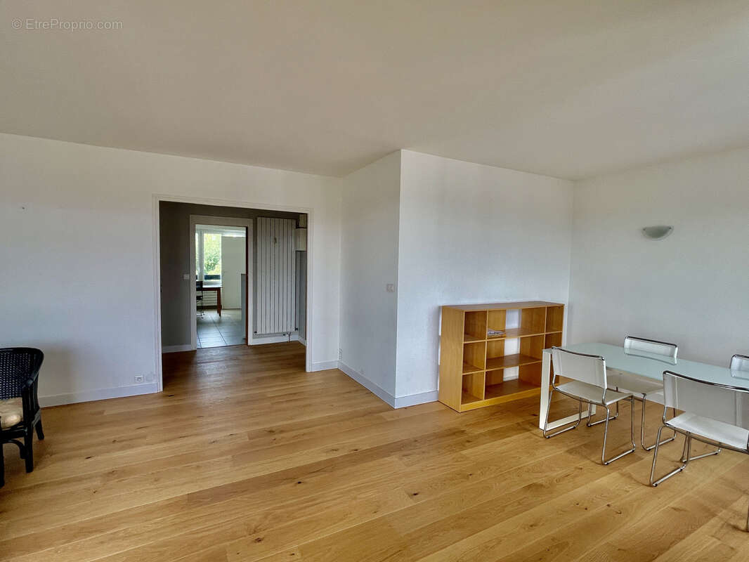 Appartement à FERNEY-VOLTAIRE