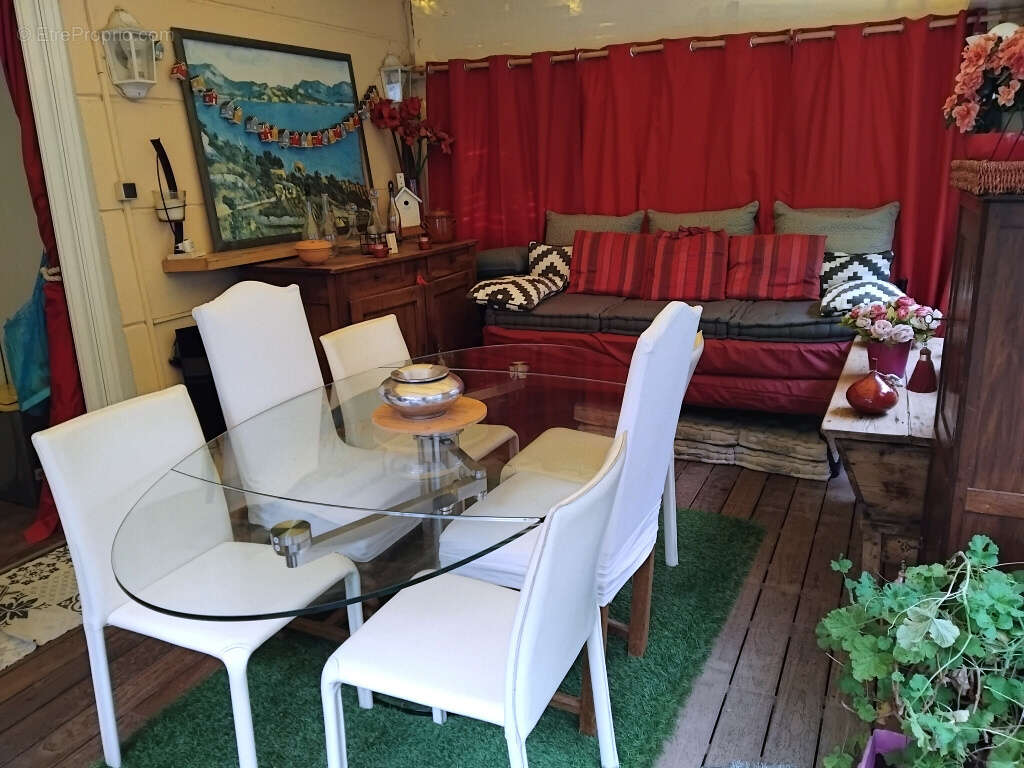 Appartement à HYERES