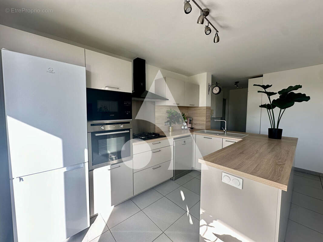 Appartement à PERTUIS