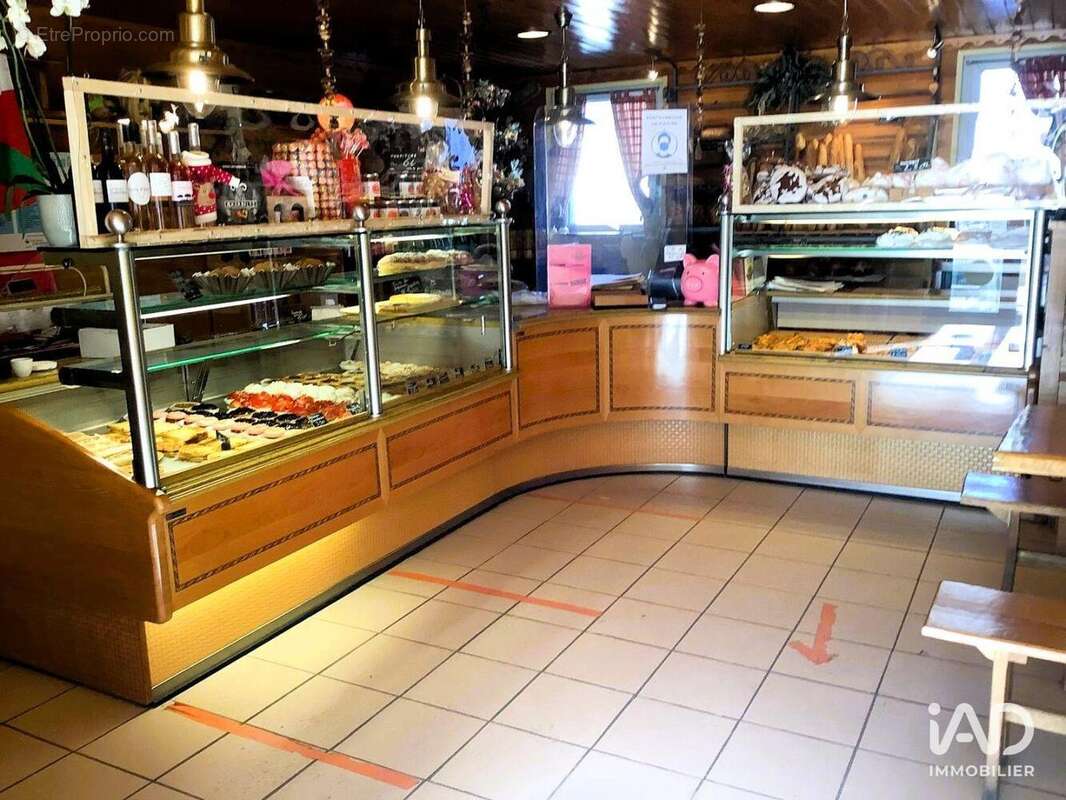 Photo 2 - Commerce à GERM