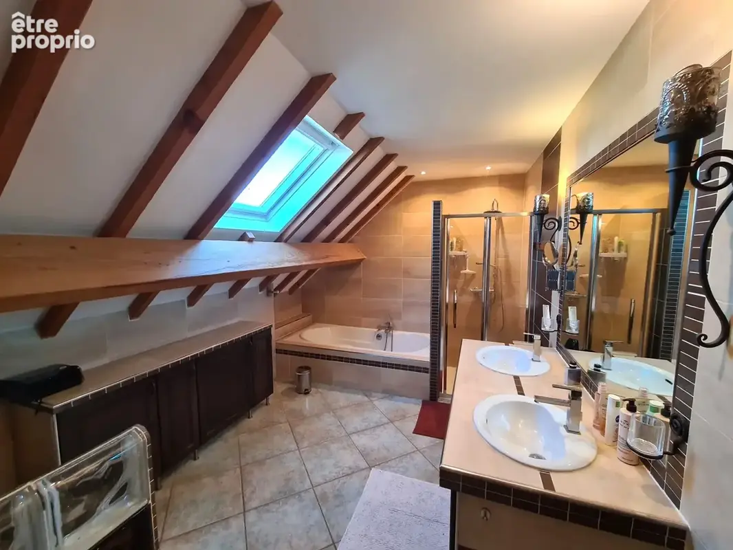 Maison à vendre SAINTE GENEVIEVE DES BOIS (91) - Maison lumineuse 4 chambres avec sous-sol total  de 125m² et terrain de 500 m² - photo 9