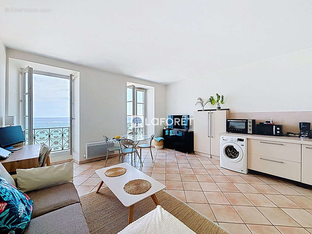 2 pieces menton hyper centre - pleine vue mer - cave - photo 2