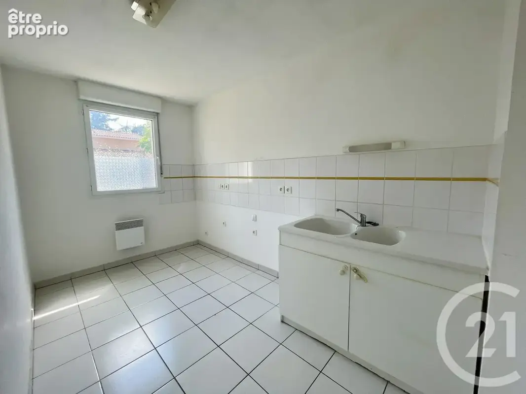 Appartement 68 m² à Saint-Lys  - photo 2