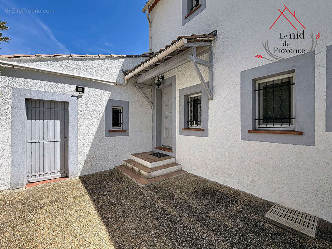 Maison à ORGON