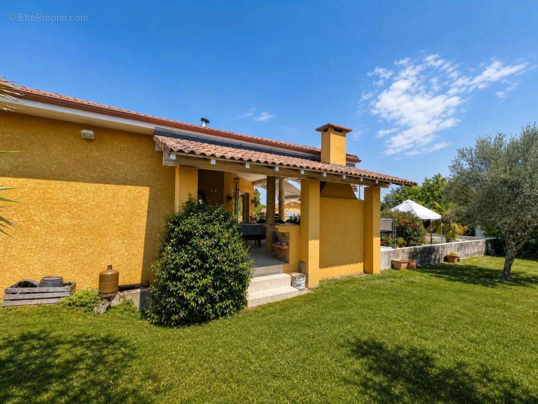 Maison de 5 pièces de 137 m² à Eauze - photo 10