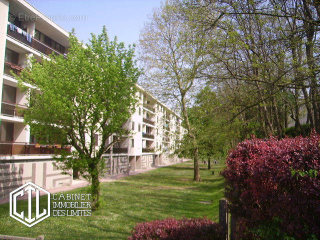 Appartement T4 Clichy-sous-Bois 67,52m² - photo 2