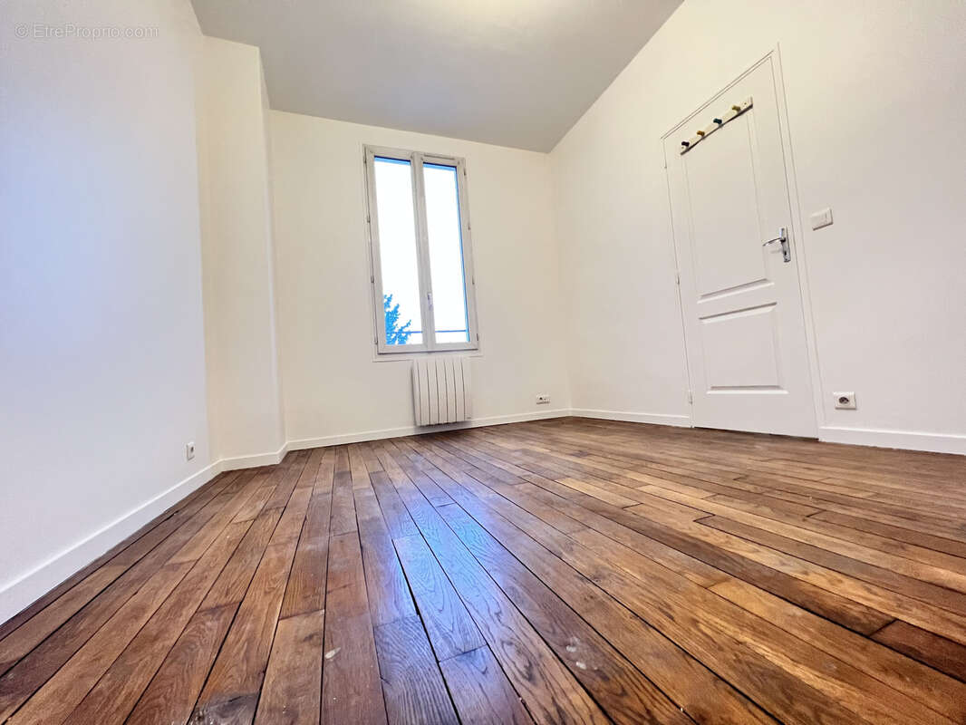 Appartement à BROU-SUR-CHANTEREINE