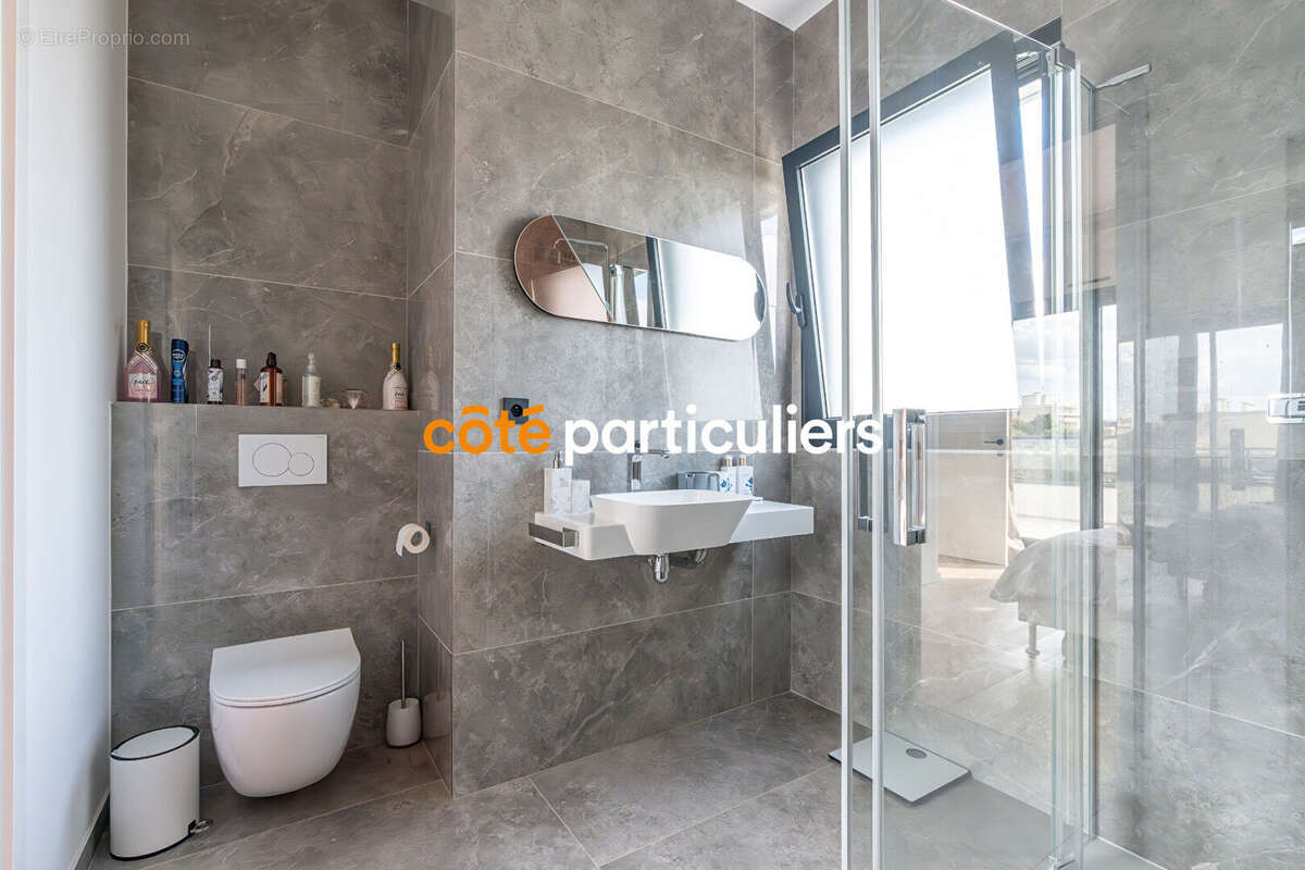 Maison à SAINT-MAUR-DES-FOSSES