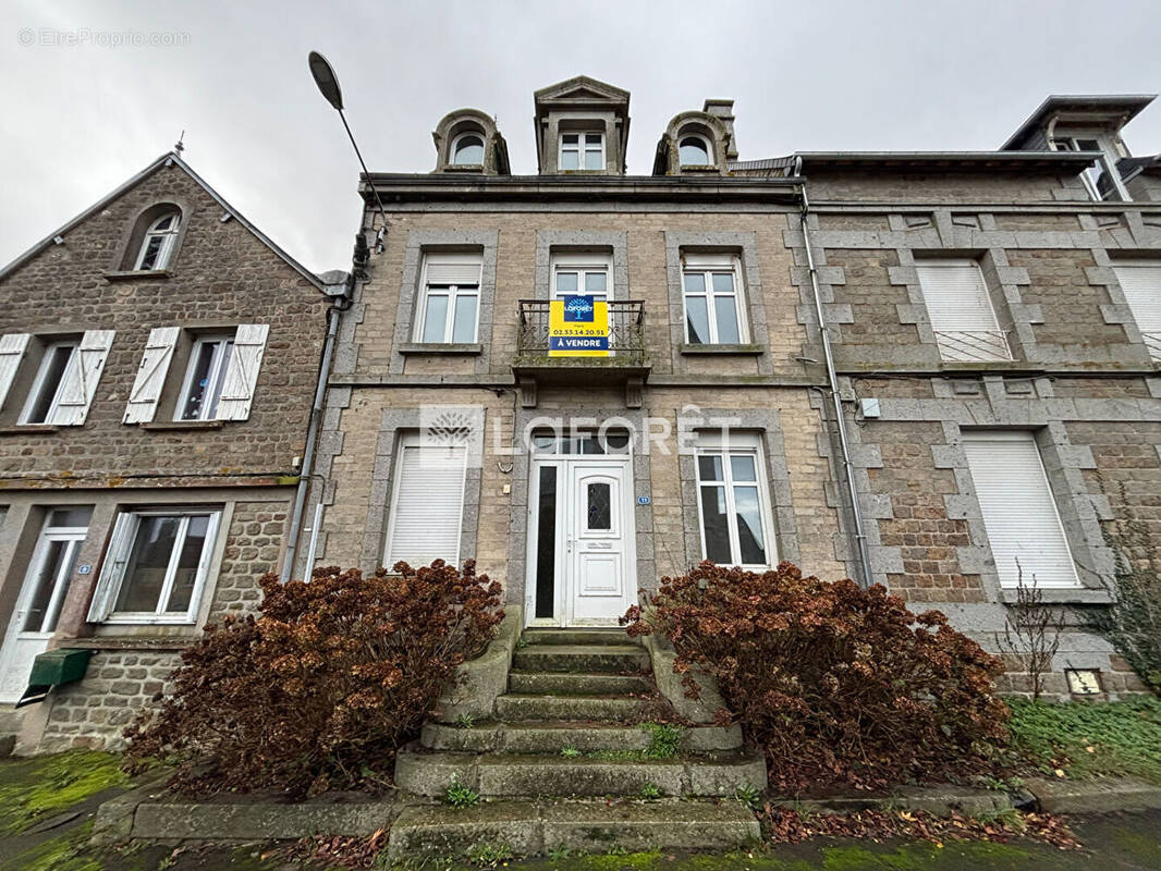 Maison à BELLOU-EN-HOULME