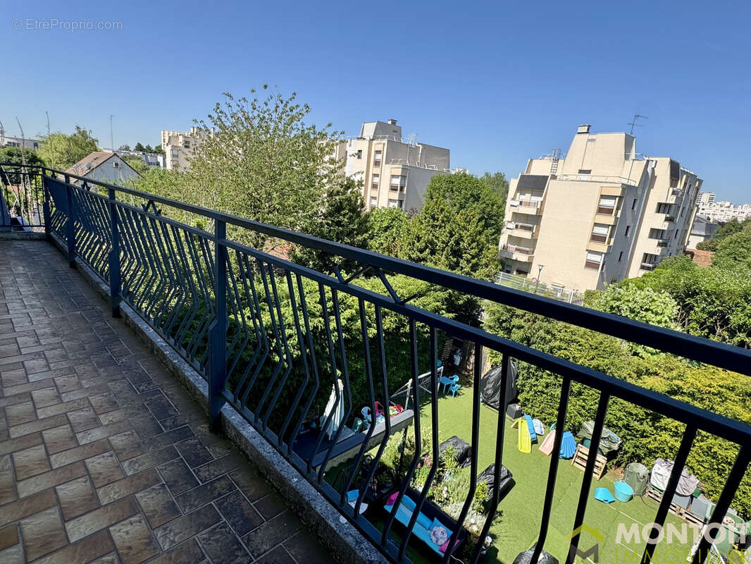 Appartement à L'HAY-LES-ROSES