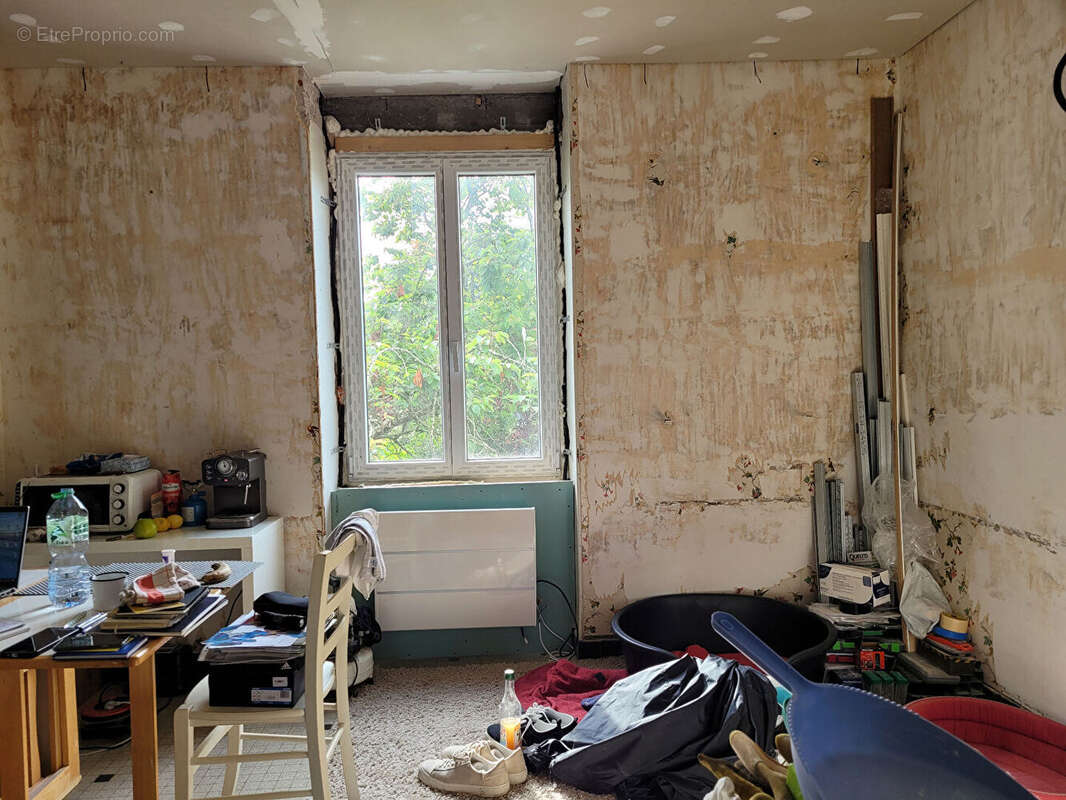 Maison à LOUCHY-MONTFAND