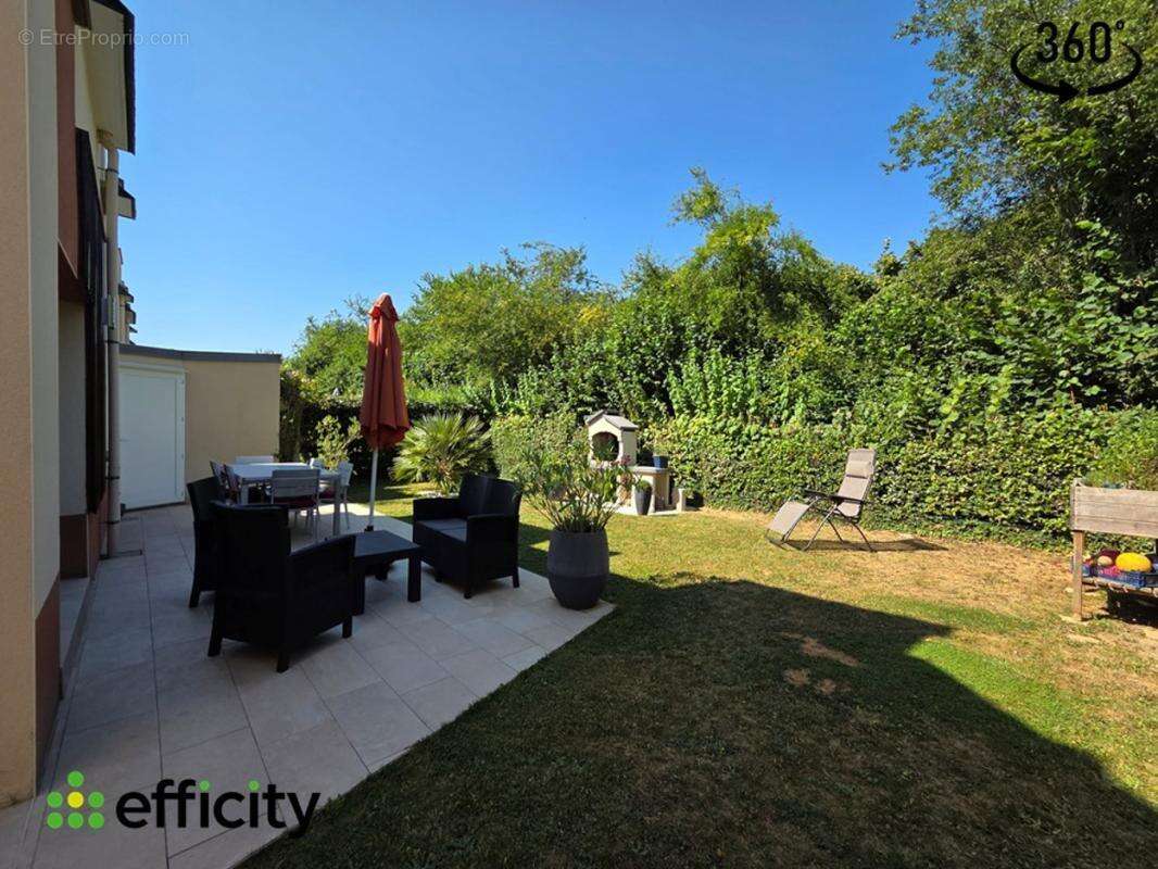 Maison 96 m² à La Chapelle-Des-Fougeretz  - photo 15