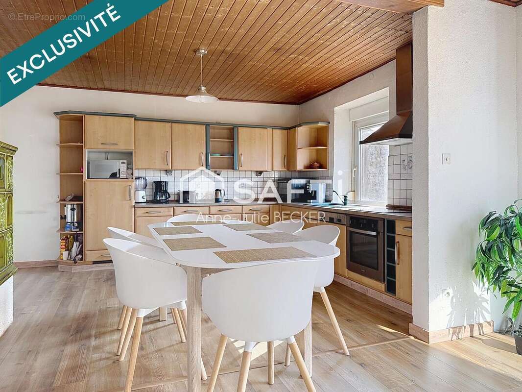 Maison 137 m² à Schmittviller  - photo 4