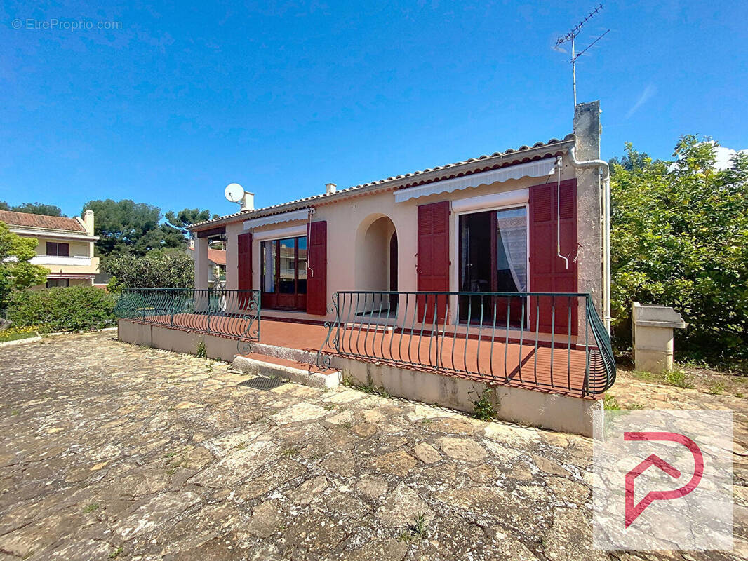 Maison à SANARY-SUR-MER