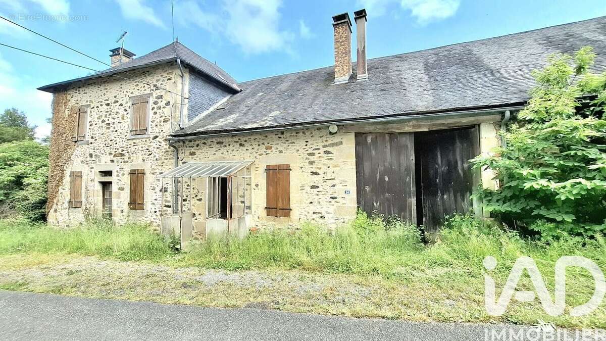 Photo 2 - Maison à CHAMBOULIVE