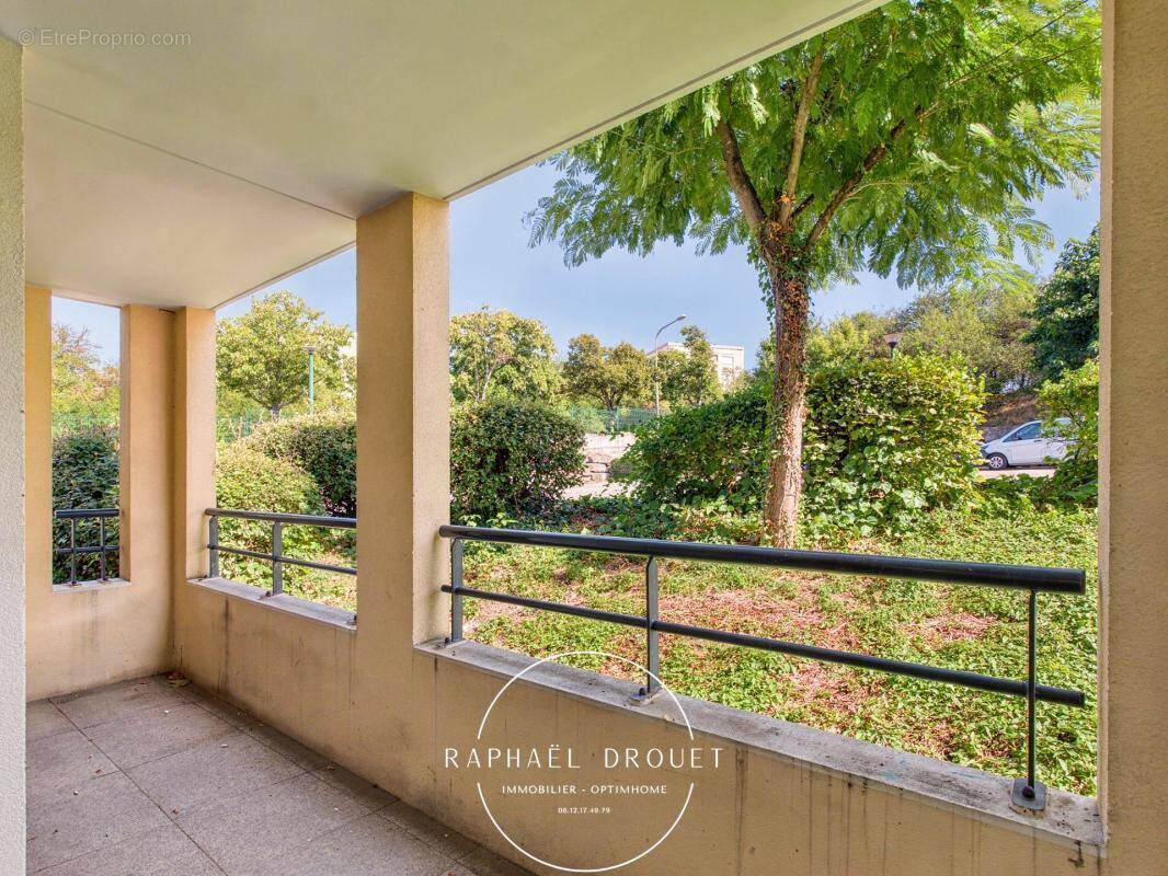 Appartement à GRIGNY