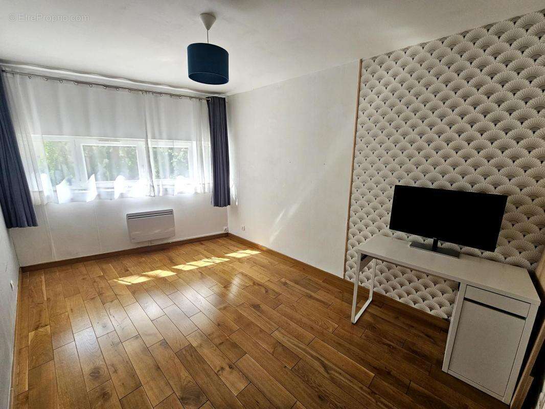 Appartement à AUBERVILLIERS