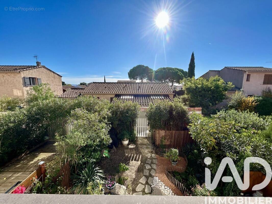 Photo 1 - Appartement à LA LONDE-LES-MAURES