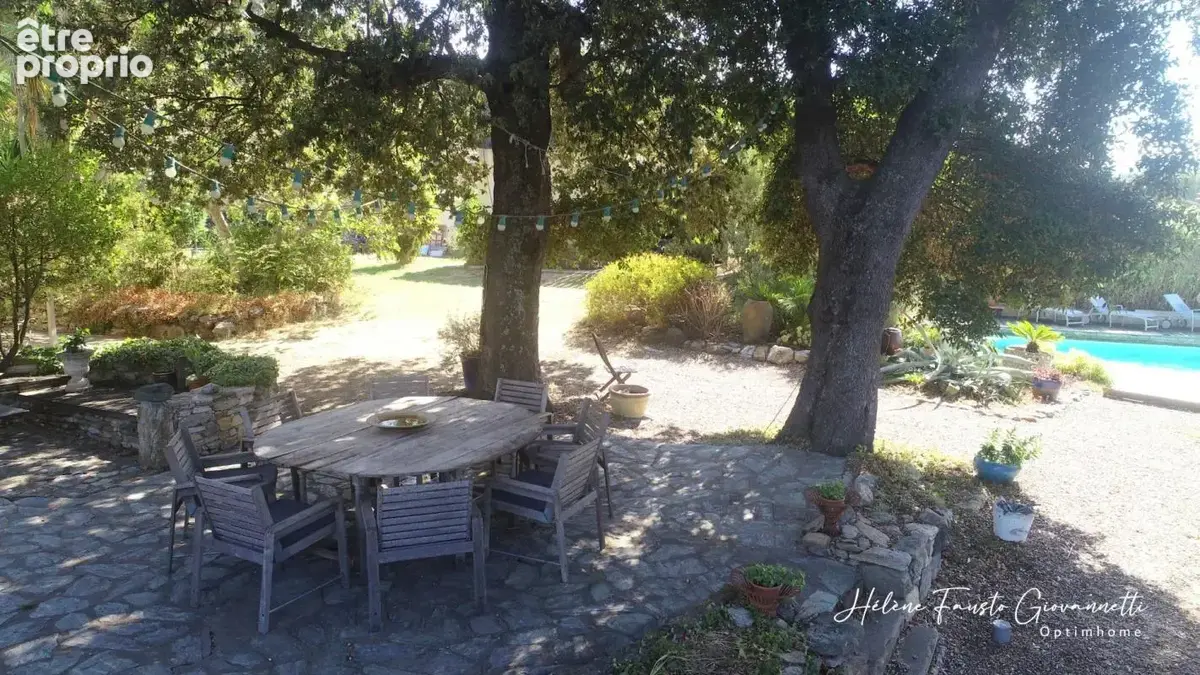 PATRIMONIO – Propriété de charme avec 5 logements, piscine et terrain de 1 440 m² - photo 16