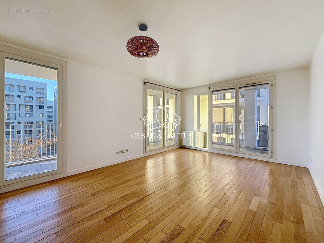 Appartement à LYON-8E