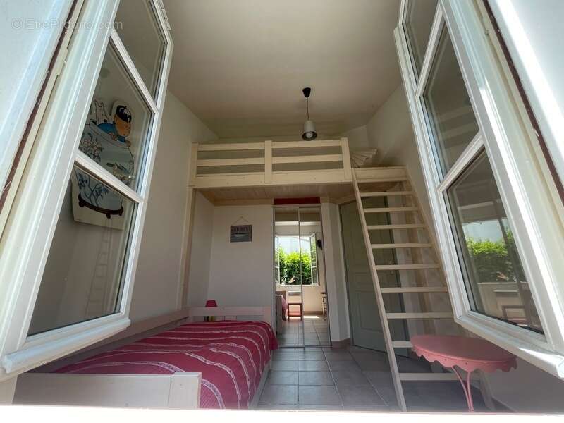 Maison à LE BOIS-PLAGE-EN-RE