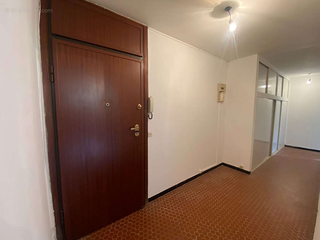 Appartement à LYON-8E