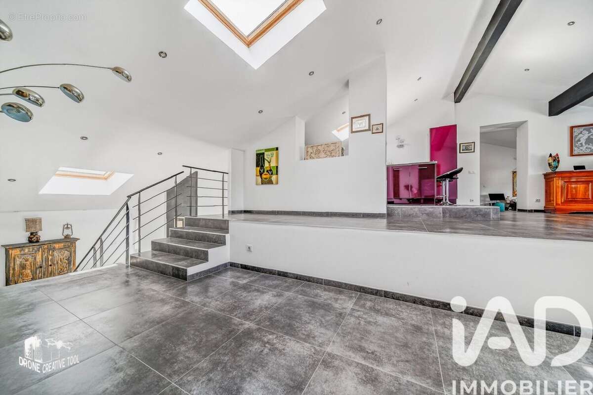 Maison 240 m² à Veckring  - photo 8