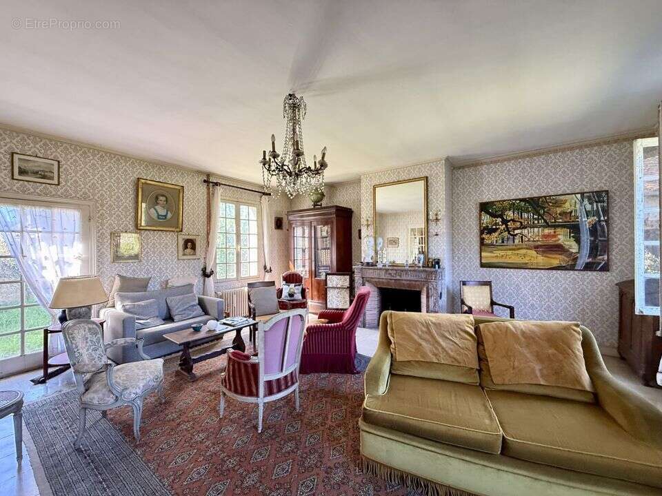Maison à DONNEMARIE-DONTILLY