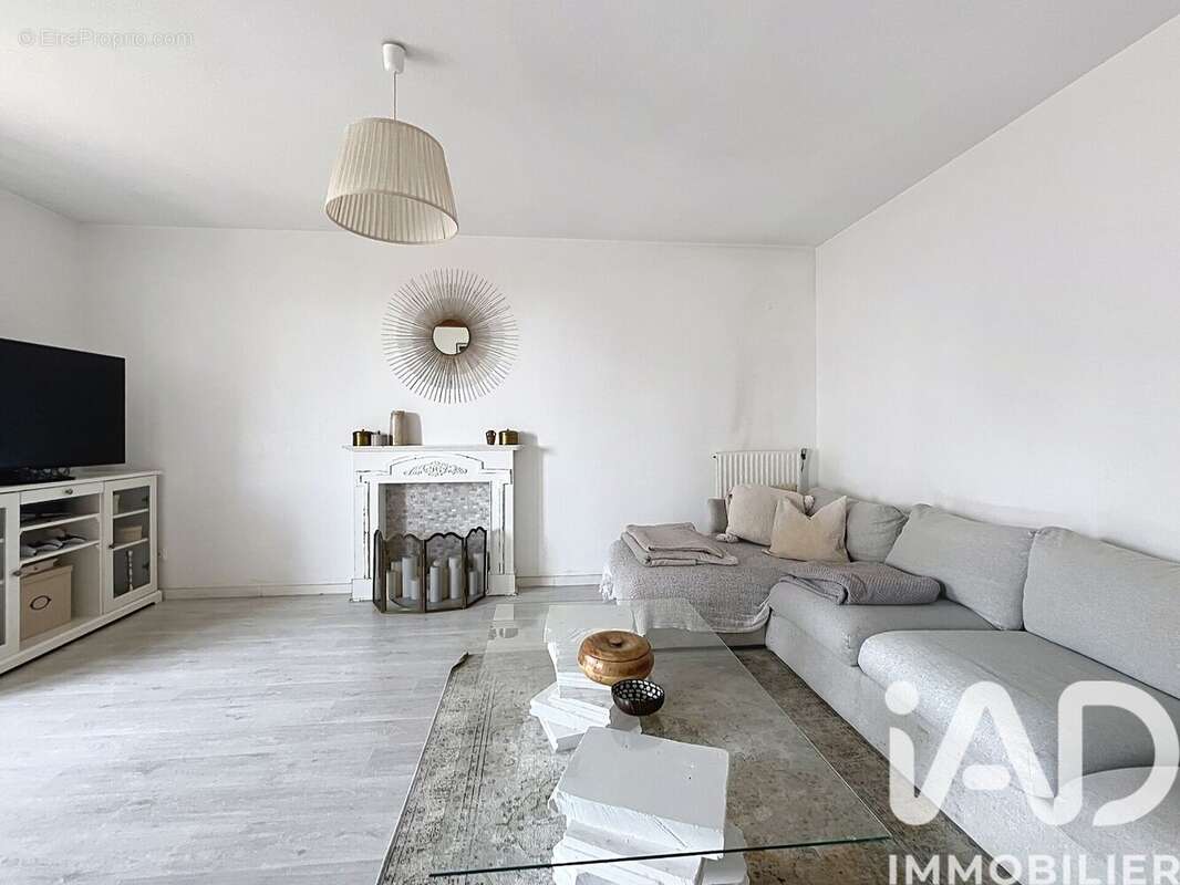 Photo 4 - Appartement à VILLEURBANNE