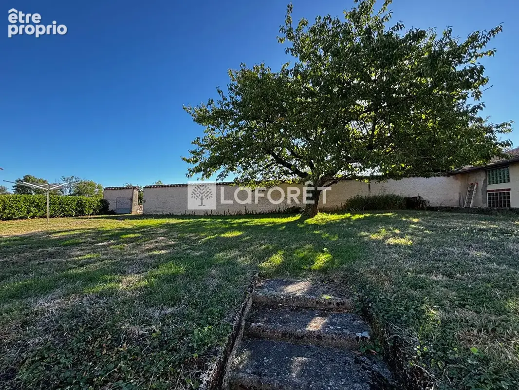 Demeure FAMILIALE à vendre au coeur du village - 7 pièce(s) 265 m2 - photo 3
