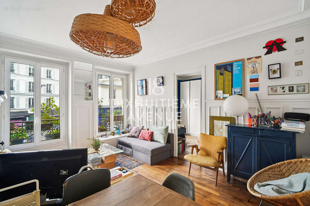 Appartement à PARIS-18E