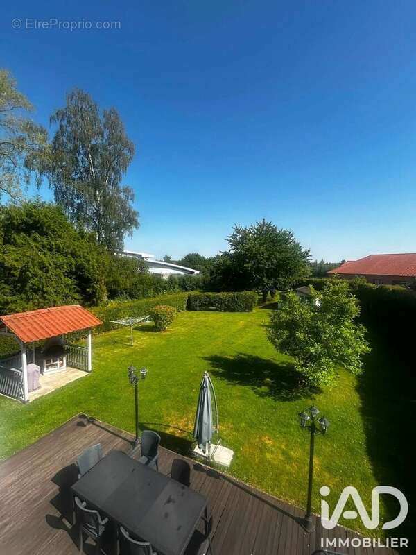 Maison 128 m² à Aulnoye-Aymeries  - photo 8