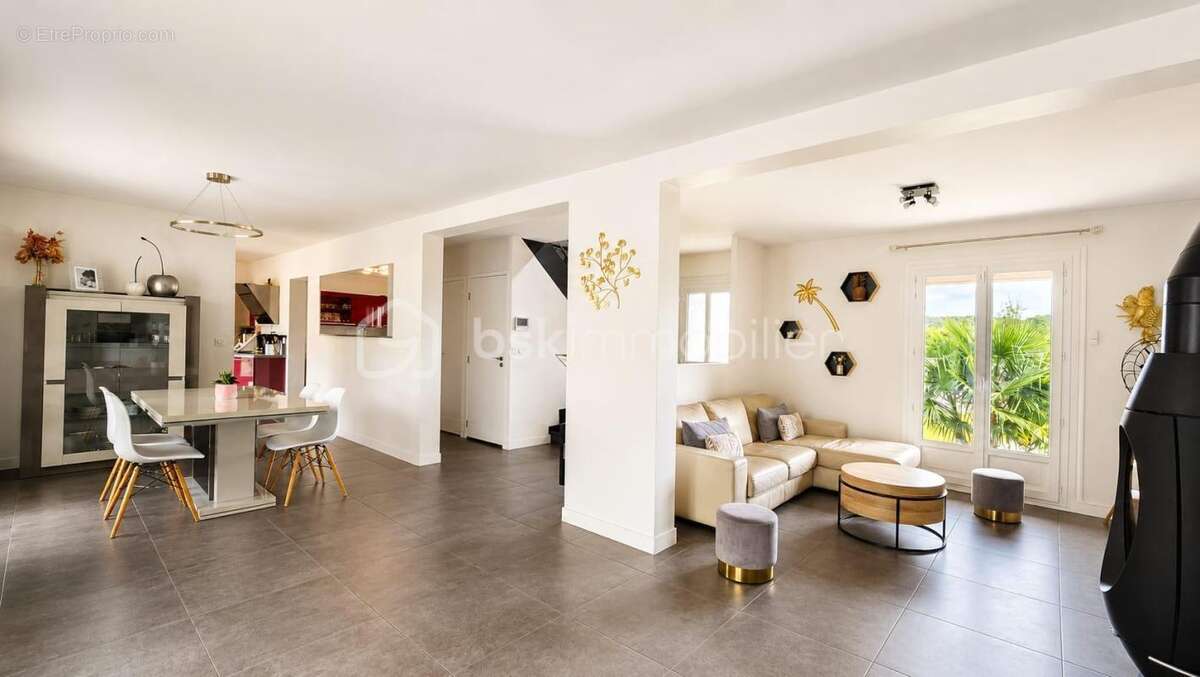 Maison familiale de 160 m² avec sous-sol total - photo 4