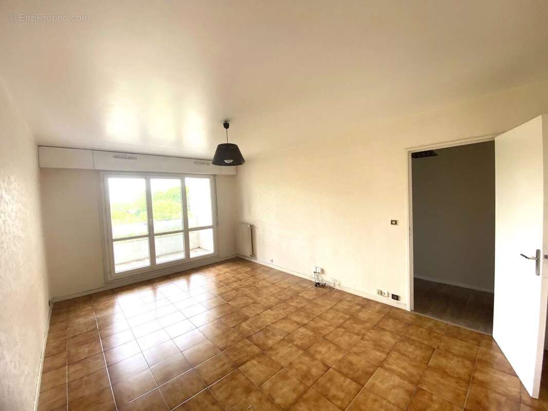 Appartement à SAINT-OUEN-L&#039;AUMONE