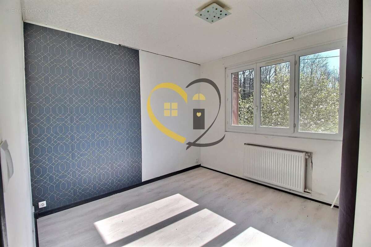 Maison à SOYE-EN-SEPTAINE